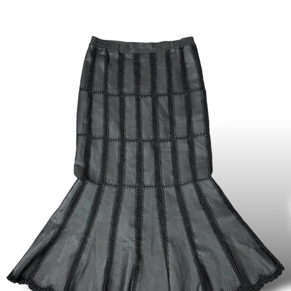 Black Lace-Trim Mermaid Maxi Skirt